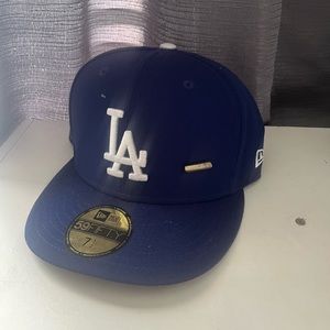 LA fitted hat